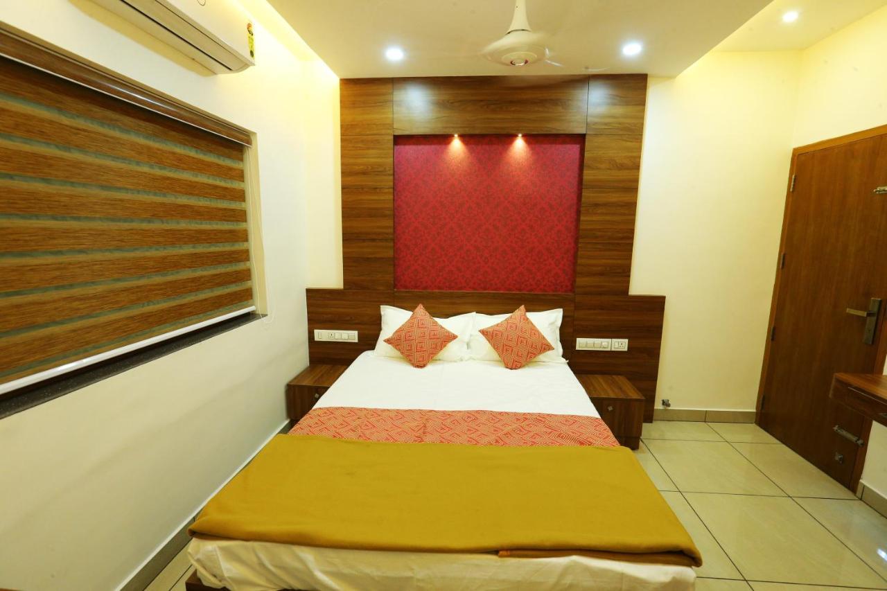 Ahlan Luxury Rooms Kochi المظهر الخارجي الصورة